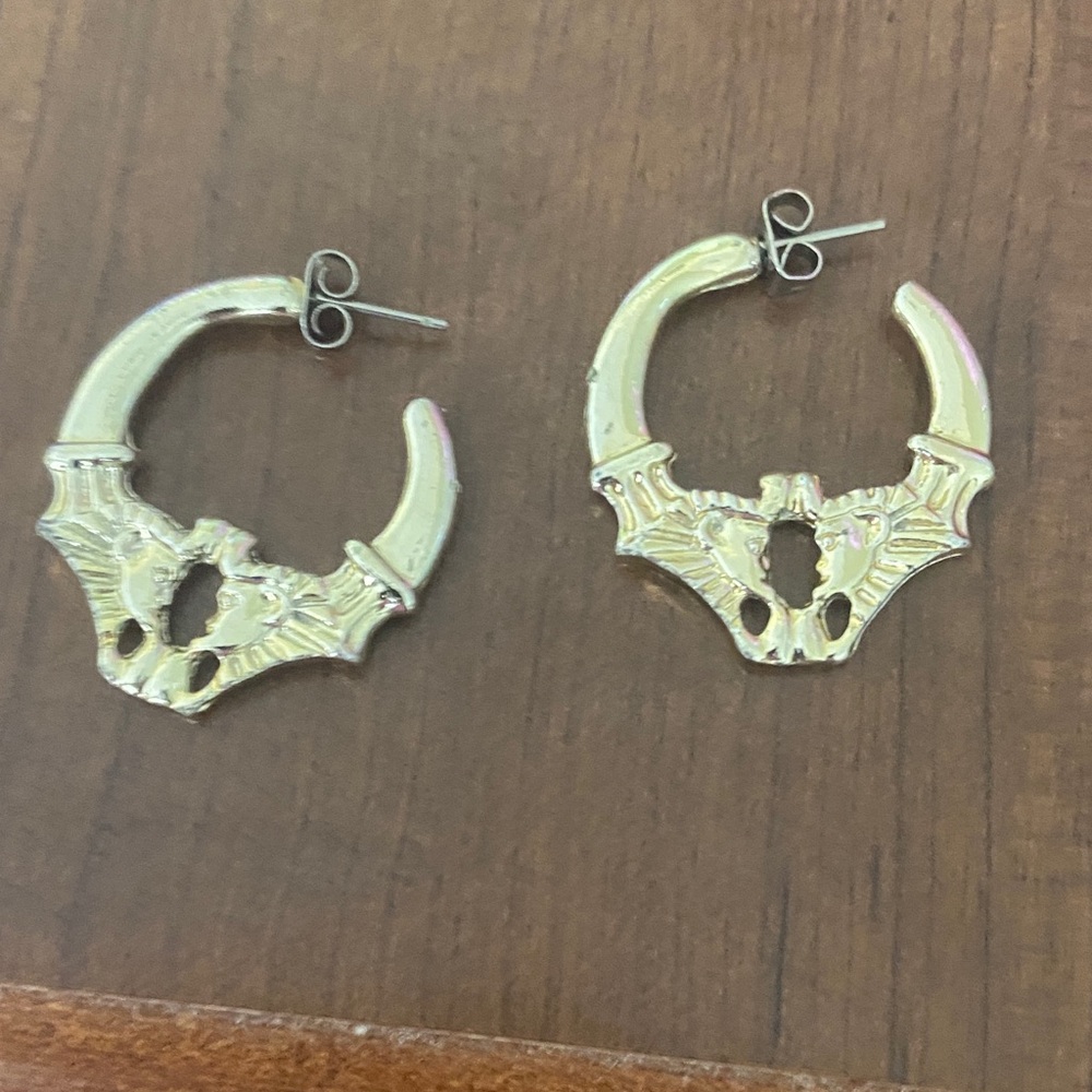 Vintage Gold Hoop Earrings Set - Picture 3 of 4